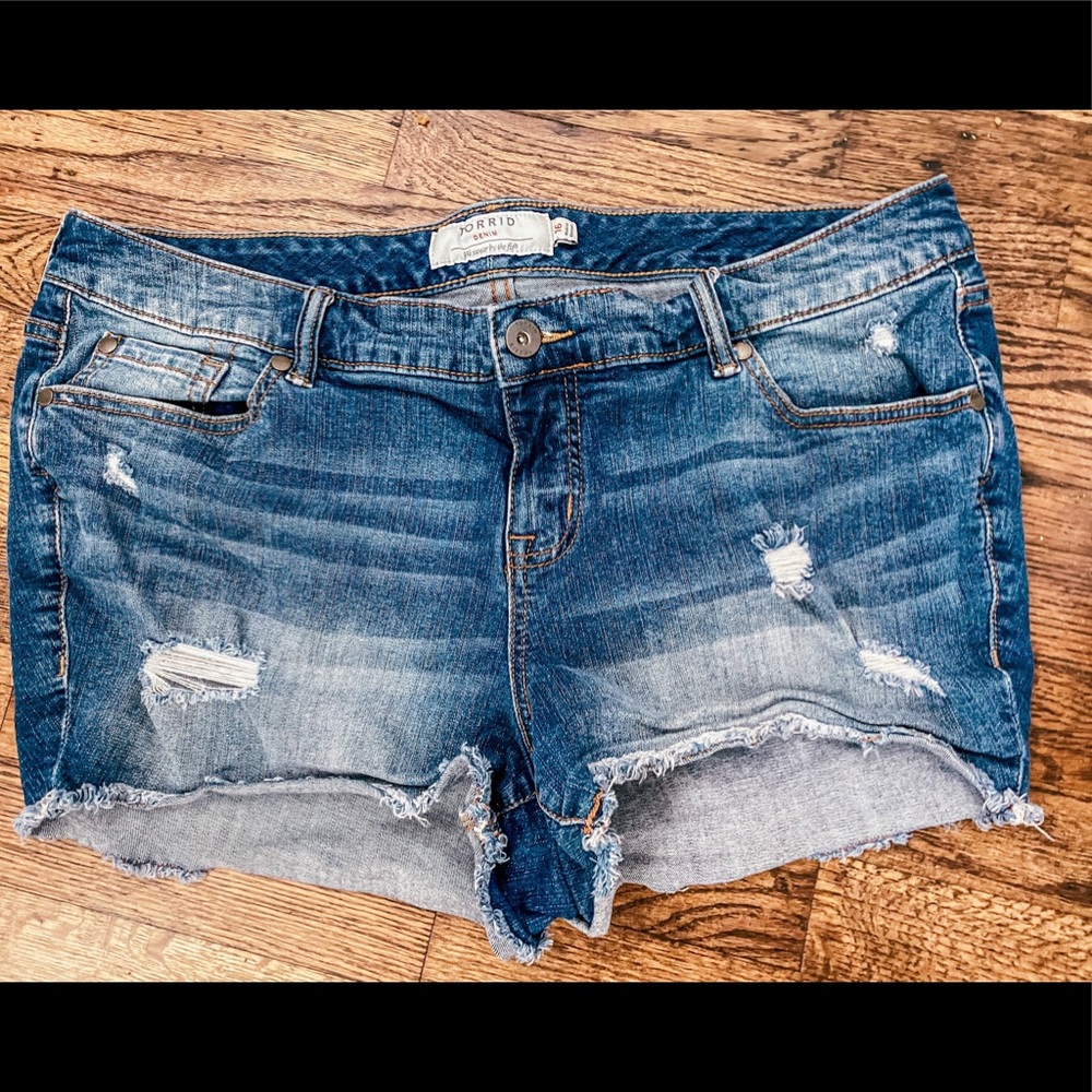 Light wash jean shorts